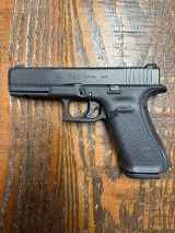GLOCK 17 GEN 5 9MM LUGER (9X19 PARA) - 1 of 3