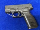 SPRINGFIELD ARMORY XD-40 SUB-COMPACT .40 S&W - Image 2 of 3