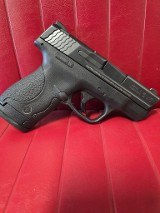 SMITH & WESSON M&P SHIELD .40 S&W - Image 2 of 3