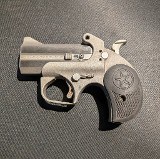 BOND ARMS Rough n rowdy .45 LC/.410 GA - Image 1 of 3