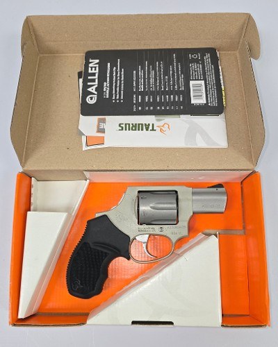 TAURUS 856CH .38 SPL - Image 1 of 3