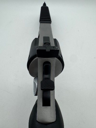 TAURUS RAGING HUNTER .44 MAGNUM - Image 2 of 3