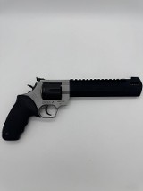 TAURUS RAGING HUNTER .44 MAGNUM - Image 1 of 3