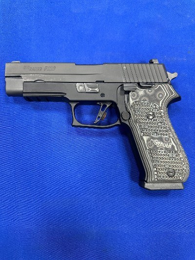SIG SAUER P220 .45 ACP - Image 2 of 3