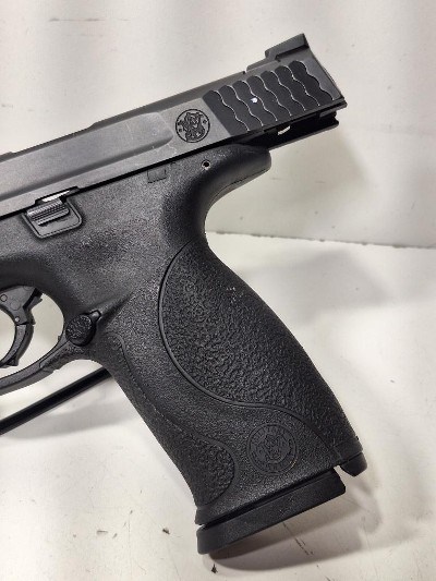 SMITH & WESSON M&P 9 9MM LUGER (9x19 PARA) - Image 2 of 3