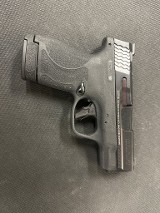 SMITH & WESSON M&P 9 SHIELD PLUS 9MM LUGER (9x19 PARA) - 2 of 3