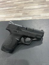 SMITH & WESSON M&P 9 SHIELD 9MM LUGER (9X19 PARA) - 1 of 3