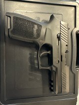 SIG SAUER P320 NITRON CARRY 9MM LUGER (9X19 PARA) - 2 of 3