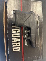 SMITH & WESSON M&P BODYGUARD 380 .380 ACP - 2 of 3