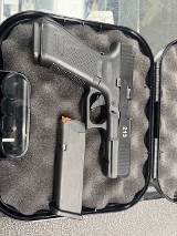 GLOCK G17 GEN5 9MM LUGER (9X19 PARA) - 1 of 3