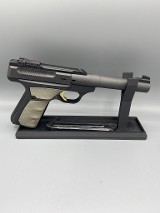 BROWNING BUCK MARK .22 LR - 2 of 3