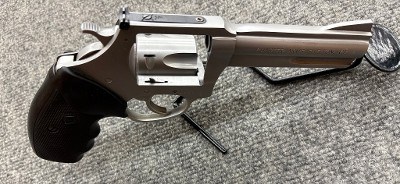 CHARTER ARMS BULLDOG TARGET .357 MAG - Image 3 of 3