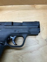 SMITH & WESSON M&P40 SHIELD M2.0 .40 S&W - Image 2 of 3