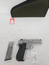 SMITH & WESSON 1086 Stainless w/2 Mags 10mm - 1 of 3