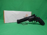 TAURUS RAGING HUNTER .460 S&W MAGNUM - 1 of 3