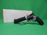 TAURUS RAGING HUNTER .500 S&W MAG - 1 of 3
