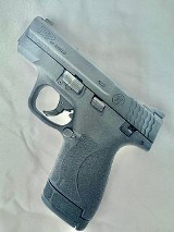 SMITH & WESSON M&P 40 SHIELD M2.0 40 Smith & Wesson - Image 1 of 3