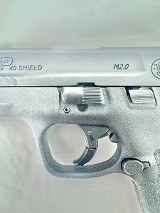 SMITH & WESSON M&P 40 SHIELD M2.0 40 Smith & Wesson - Image 3 of 3