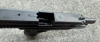 SPRINGFIELD ARMORY XD-40 .40 S&W - Image 3 of 3