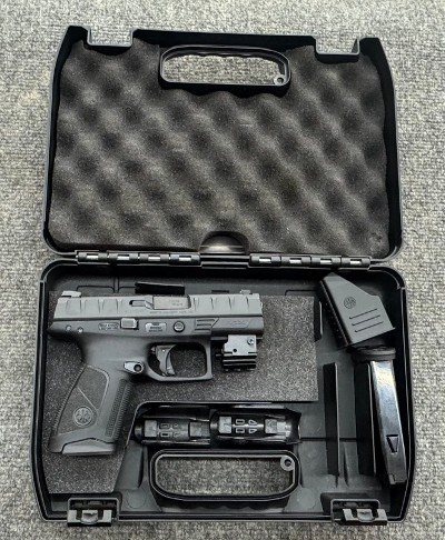 BERETTA APX 9MM LUGER (9x19 PARA) - Image 1 of 3