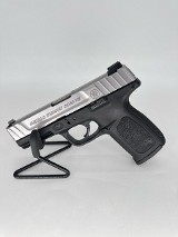 SMITH & WESSON SD40VE 40 Smith & Wesson - Image 1 of 3