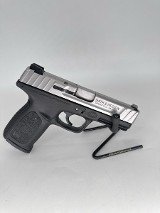 SMITH & WESSON SD40VE 40 Smith & Wesson - Image 2 of 3