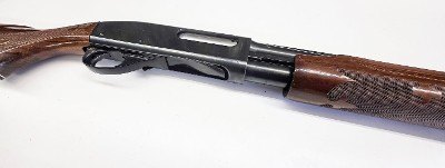 REMINGTON PRE-OWNED REMINGTON 870 PUMP ACTION CHAMBERED IN 20 GAUGE 20 GA - Image 2 of 3