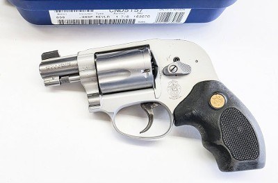 SMITH & WESSON MODEL 638 CHAMBERED IN .38 SPL .38 SPL - Image 1 of 3