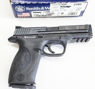 SMITH & WESSON S&W MODEL M&P 40 CHAMBERED IN .40 CAL .40 CALIBER - Image 1 of 2