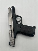 SMITH & WESSON SD40 VE .40 S&W - Image 3 of 3