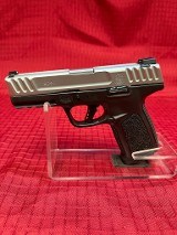 SMITH & WESSON SD9 2.0 9MM LUGER (9x19 PARA) - 1 of 3