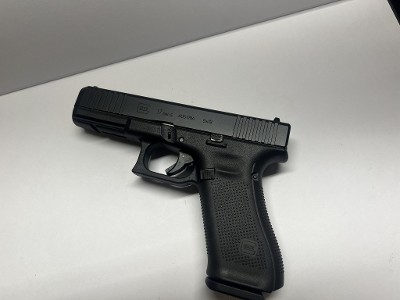 GLOCK 17 GEN 5 9MM LUGER (9X19 PARA) - Image 1 of 3