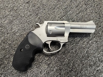 CHARTER ARMS PIT BULL .380 ACP - Image 2 of 3