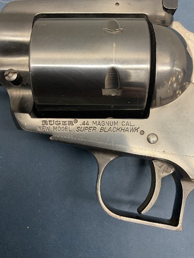 RUGER NEW MODEL SUPER BLACKHAWK .44 MAGNUM - Image 2 of 3