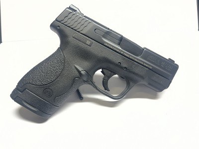 SMITH & WESSON M&P 40 SHIELD .40 S&W - Image 1 of 3