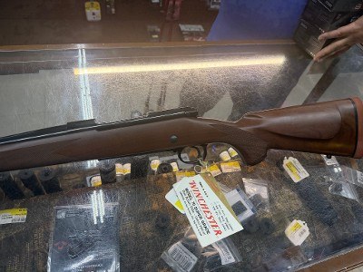 WINCHESTER 70 SUPER GRADE .300 WIN MAG - Image 2 of 3