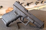 GLOCK G23 GEN3 .40 S&W - 2 of 3