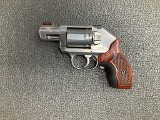 KIMBER K6S STAINLESS .357 MAG - 1 of 3