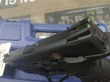 SMITH & WESSON M&P 40 .40 S&W - 2 of 3