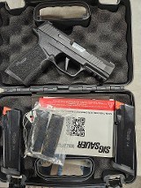 SIG SAUER P365 X-MACRO 9MM LUGER (9X19 PARA) - 1 of 3