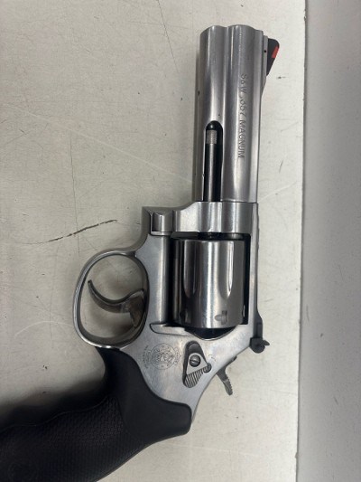 SMITH & WESSON 686-6 .357 MAGNUM .357 MAG - Image 2 of 3