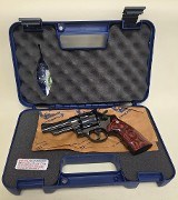 SMITH & WESSON 27 CLASSIC .357 MAG - 1 of 3