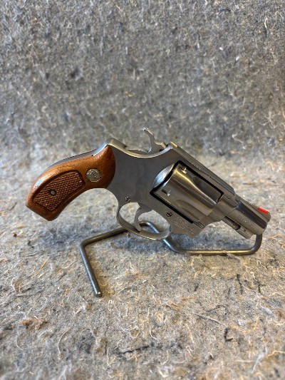 SMITH & WESSON 60 .38 SPL - Image 1 of 3