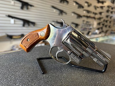 SMITH & WESSON MODEL 36 .38 SPL - Image 1 of 3