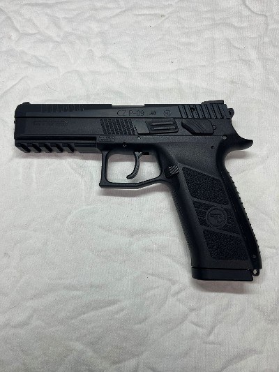 CZ P-09 .40 CALIBER - Image 3 of 3