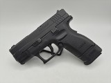 SPRINGFIELD ARMORY XD-40 SUB COMPACT .40 S&W - 1 of 3