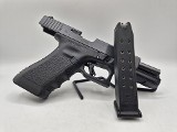 GLOCK G22 .40 CALIBER - 3 of 3