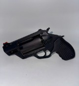 TAURUS THE JUDGE .45lc / .410 - Image 1 of 3