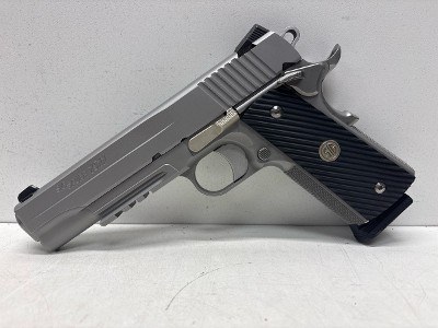 SIG SAUER 1911 .45 ACP - Image 1 of 3