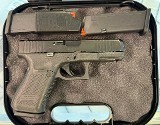 Glock G19 Gen 5 9MM LUGER (9X19 PARA) - 2 of 2